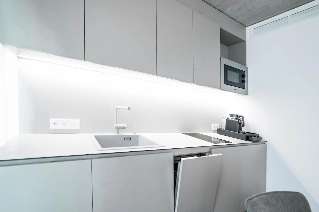 Blackhome Innsbruck City South I Contactless Check-In